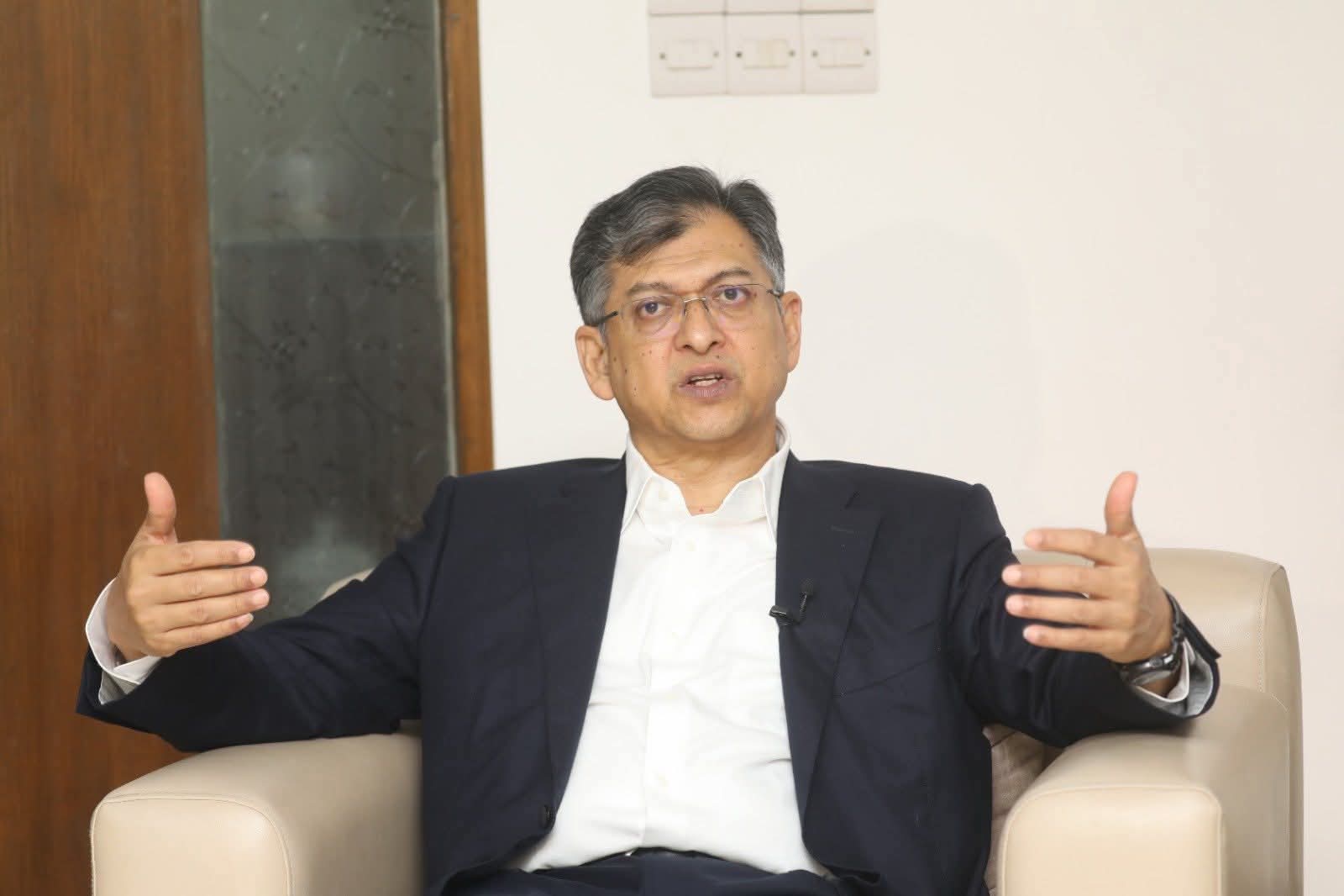 সংসদের প্রথম অধিবেশন ১২ মার্চের মধ্যে স্পিকার-ডেপুটি স্পিকার নির্বাচন ও অধ্যাদেশ উপস্থাপন হবে: স্বরাষ্ট্রমন্ত্রী সালাহউদ্দিন আহমদ